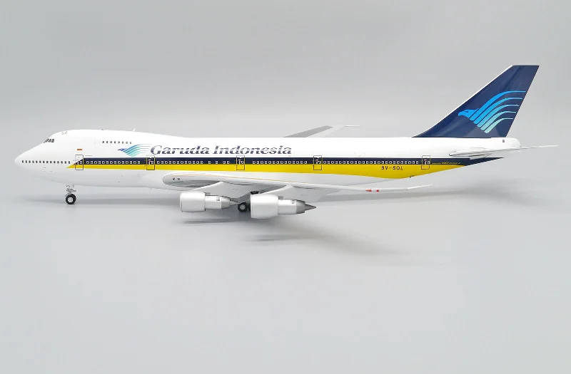 1/200 Garuda Indonesia B747-200 9V-SQL