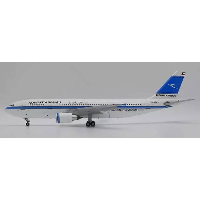 1/200 Kuwait Airways Airbus A300-600R Reg: 9K-AMD with Stand