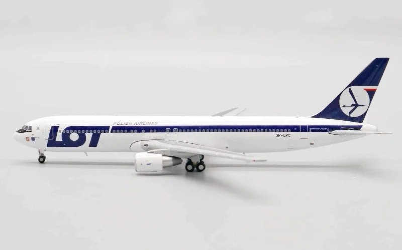 1/400 LOT Polish Airlines B767-300ER SP-LPC (Belly Landing)